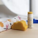 CREMA BABY Nuvoletta CORPO, VISO e LABBRA con olio di mandorle dolci, Elicriso, Calendula e Miele - immagine 4
